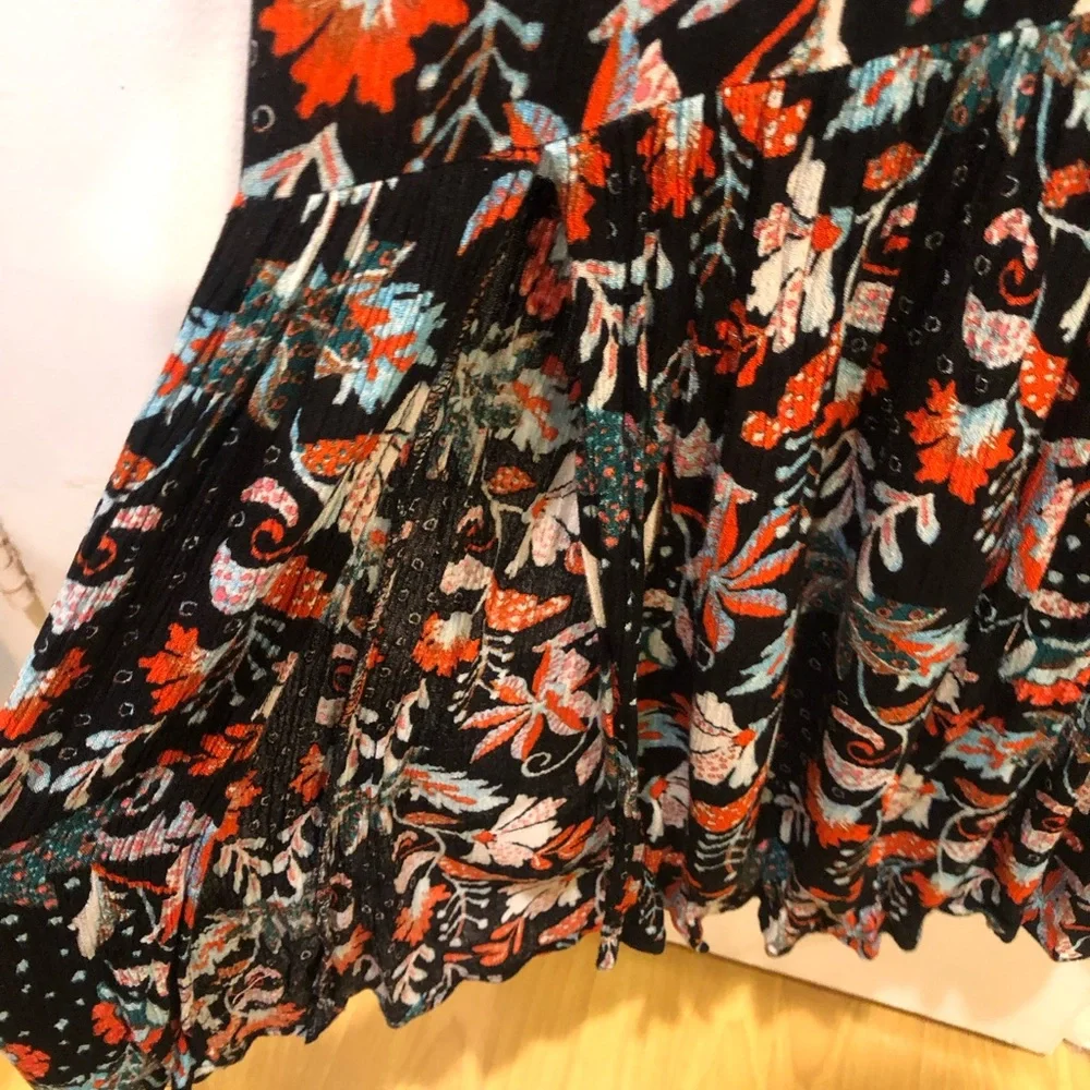 ECI Floral Maxi Dress - Picture 8 of 9